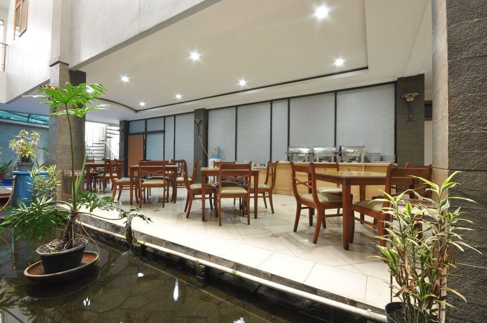 Caryota Hotel Bandung Exteriér fotografie